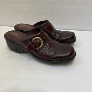 CLARKS ARTISAN MULES/CLOGS WITH BUCKLE DETAIL IN BROWN LEATHER